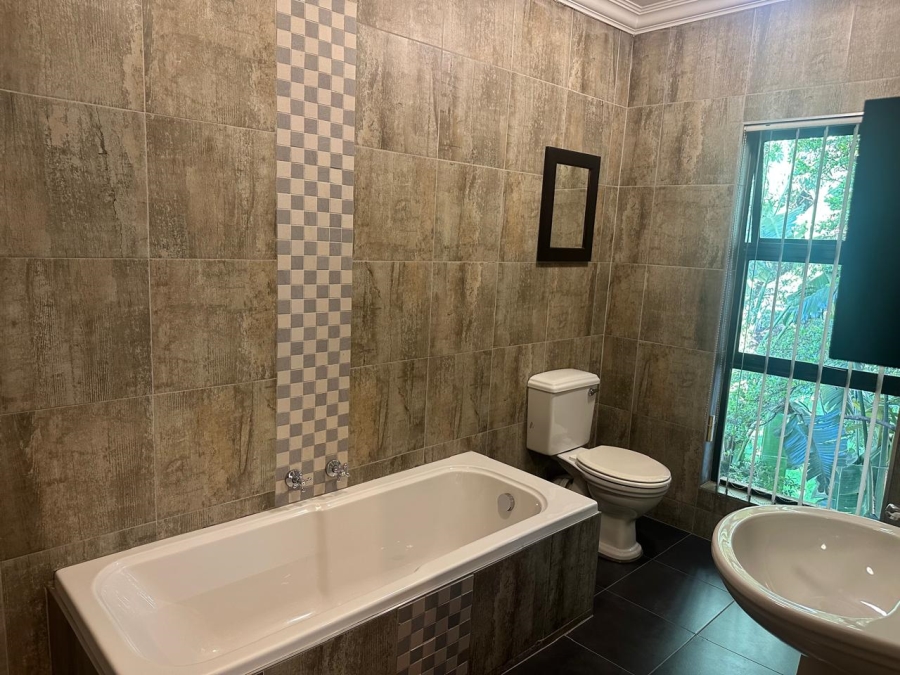 4 Bedroom Property for Sale in Marais Steyn Park Gauteng