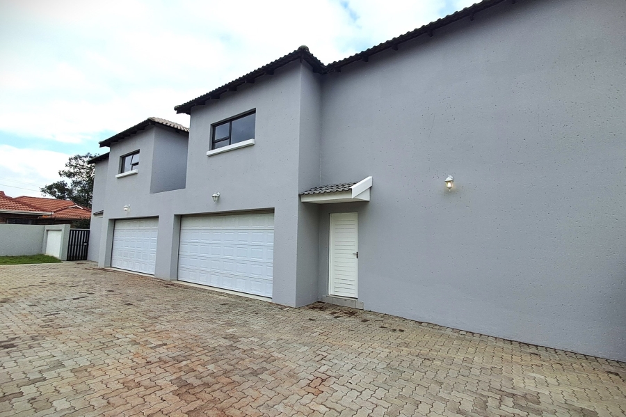 To Let 3 Bedroom Property for Rent in Edenvale Central Gauteng