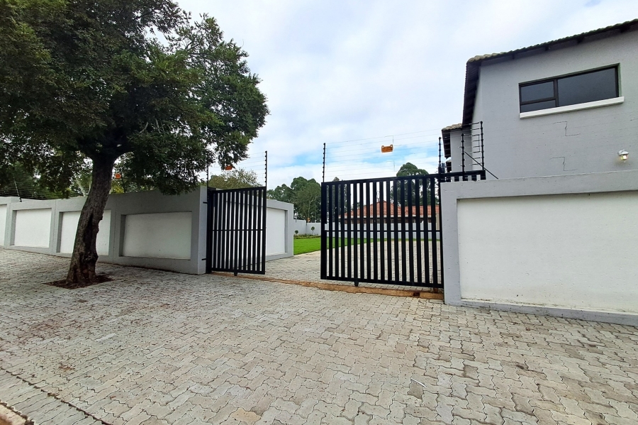 To Let 3 Bedroom Property for Rent in Edenvale Central Gauteng