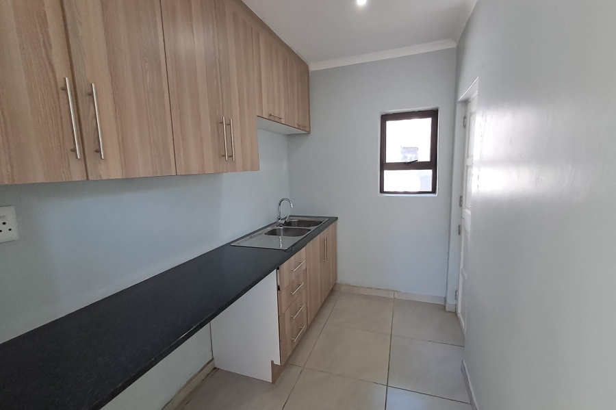 To Let 3 Bedroom Property for Rent in Edenvale Central Gauteng