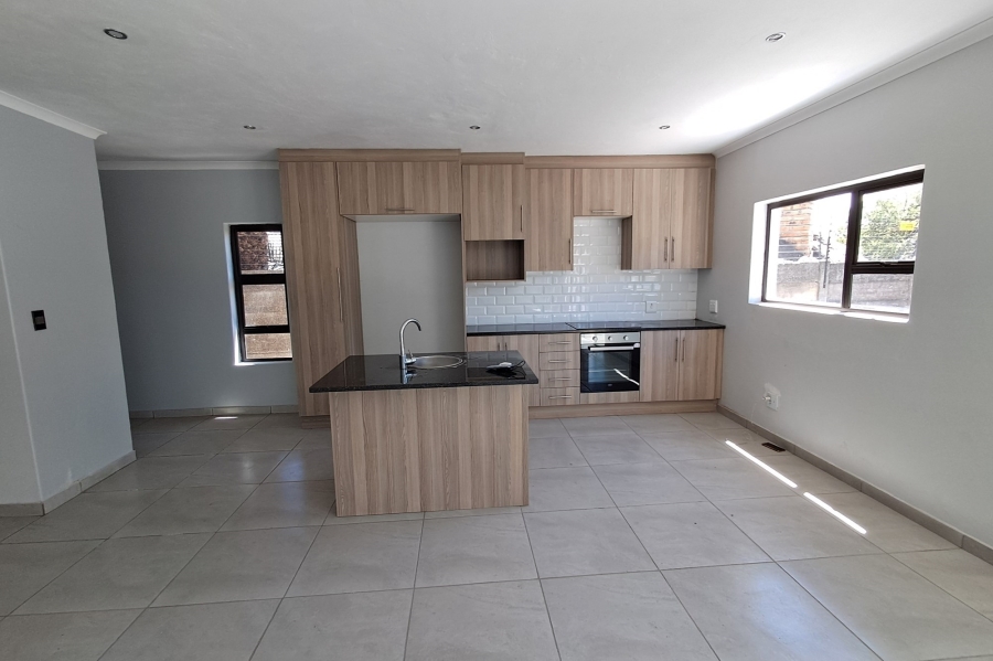 To Let 3 Bedroom Property for Rent in Edenvale Central Gauteng