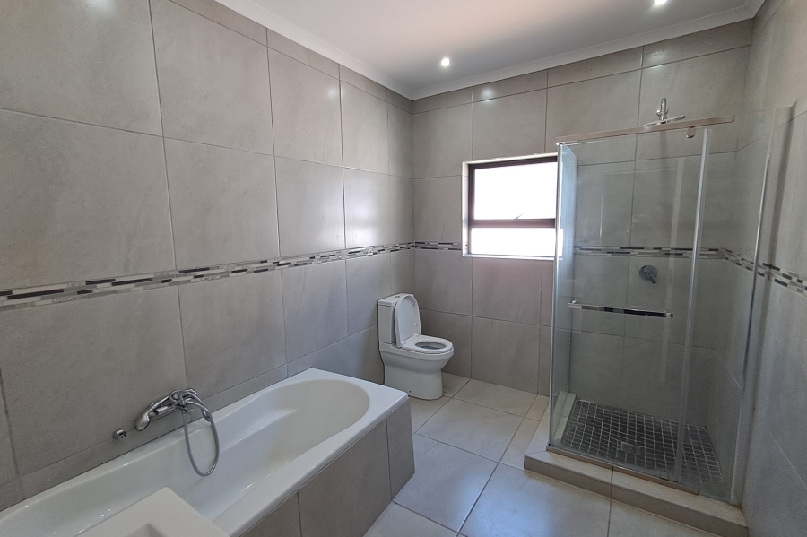 To Let 3 Bedroom Property for Rent in Edenvale Central Gauteng