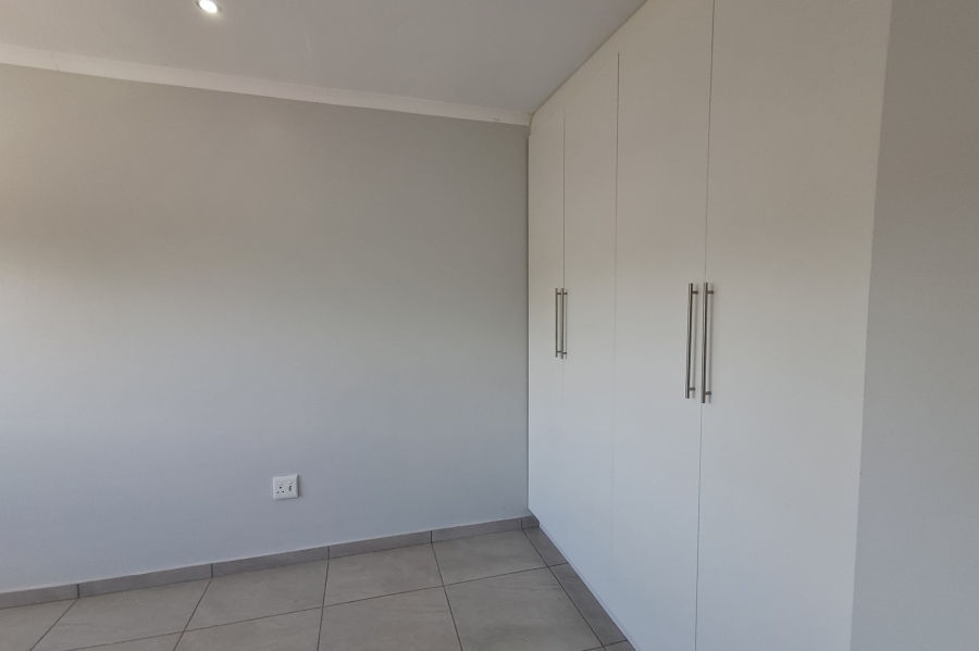 To Let 3 Bedroom Property for Rent in Edenvale Central Gauteng