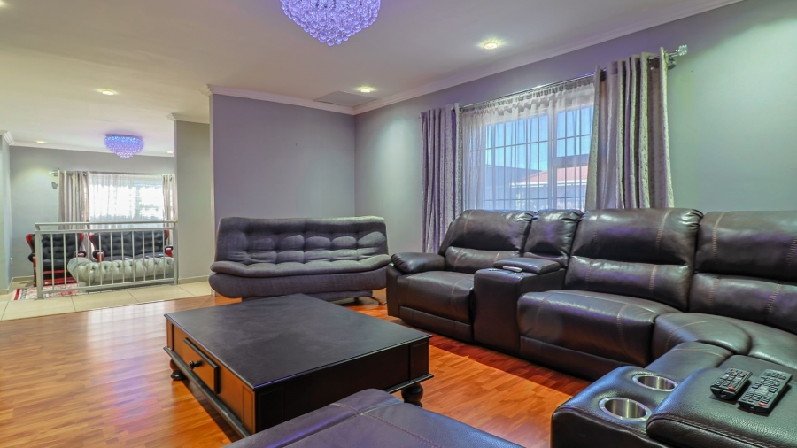 4 Bedroom Property for Sale in Lenasia Ext 5 Gauteng