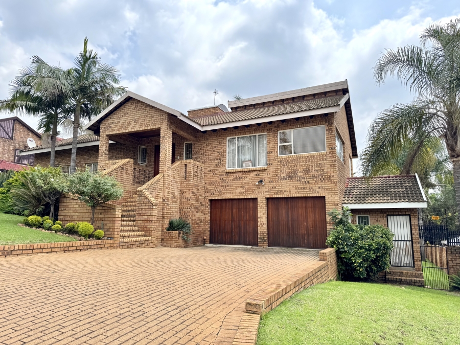 4 Bedroom Property for Sale in Moreleta Park Gauteng