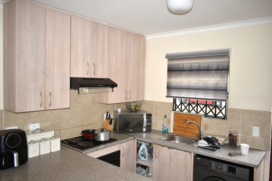 3 Bedroom Property for Sale in Chantelle Gauteng