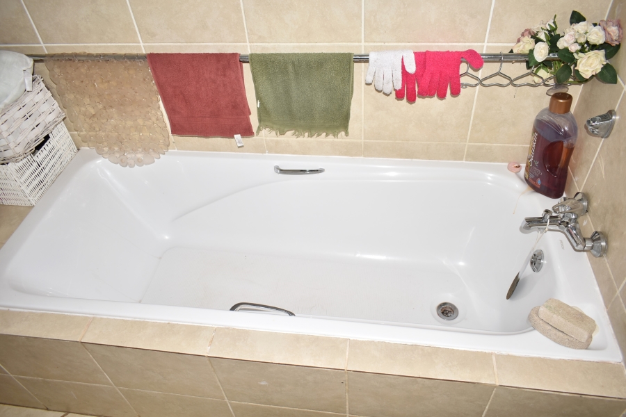 3 Bedroom Property for Sale in Chantelle Gauteng