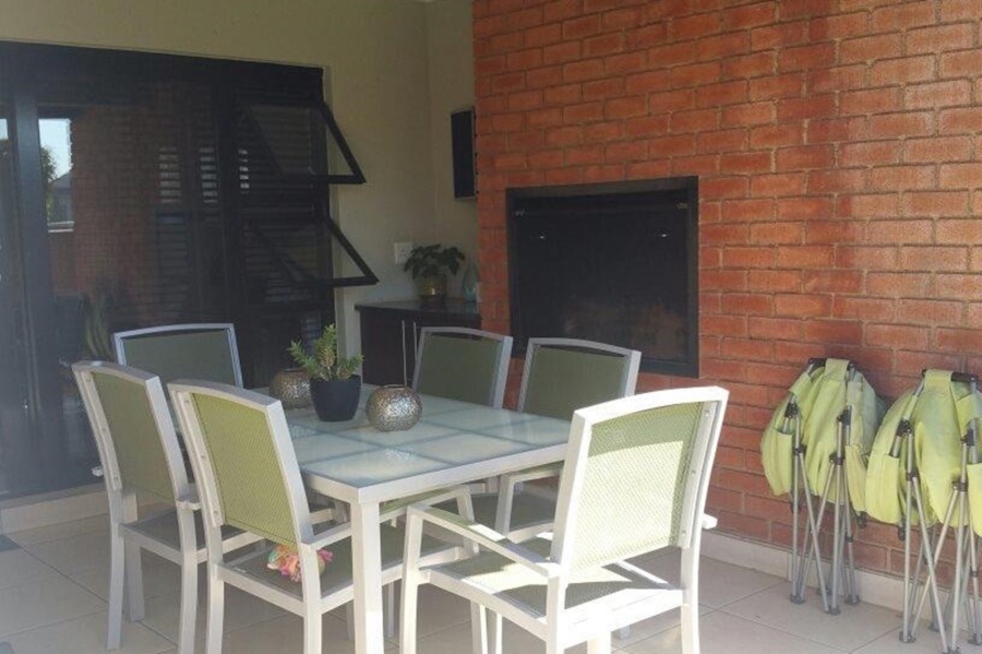 3 Bedroom Property for Sale in Greenstone Hill Gauteng