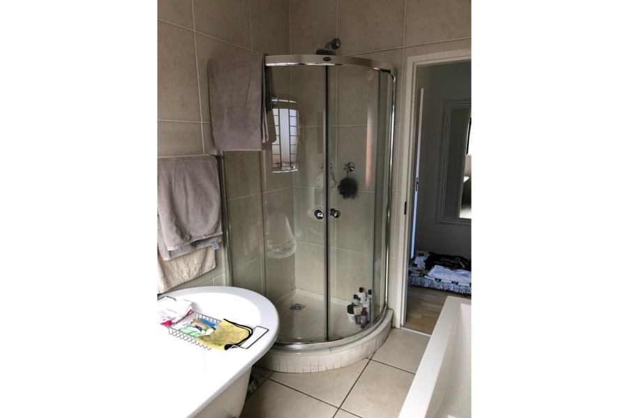 3 Bedroom Property for Sale in Greenstone Hill Gauteng