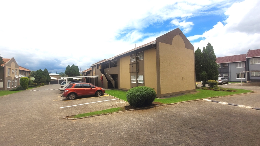 To Let 3 Bedroom Property for Rent in Verwoerdpark Gauteng