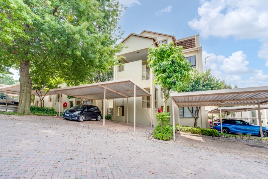 2 Bedroom Property for Sale in Bryanston Gauteng