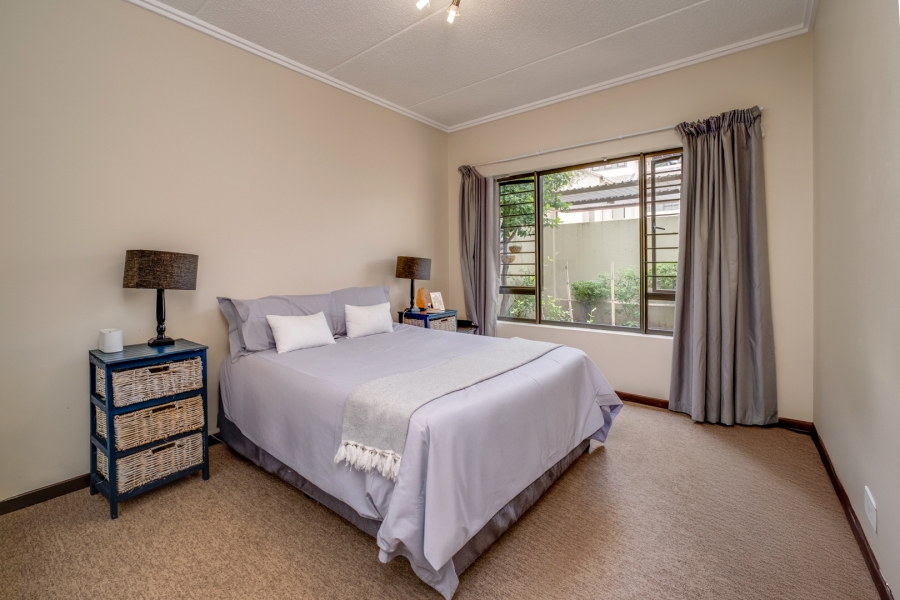 2 Bedroom Property for Sale in Bryanston Gauteng