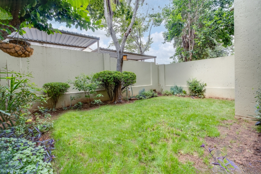 2 Bedroom Property for Sale in Bryanston Gauteng