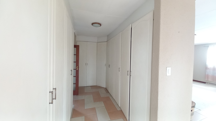 4 Bedroom Property for Sale in Sunward Park Gauteng