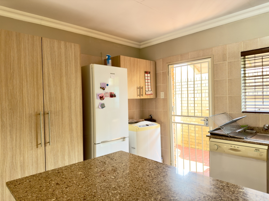 2 Bedroom Property for Sale in Equestria Gauteng