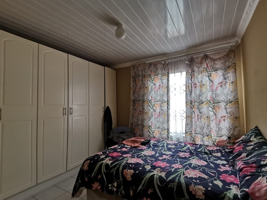 5 Bedroom Property for Sale in Ormonde Gauteng