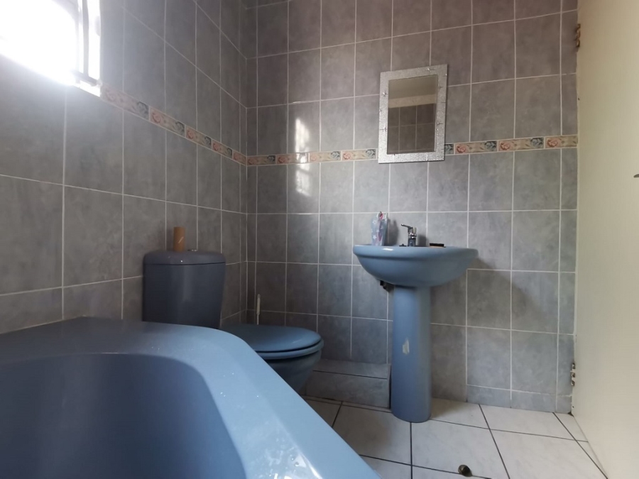 5 Bedroom Property for Sale in Ormonde Gauteng