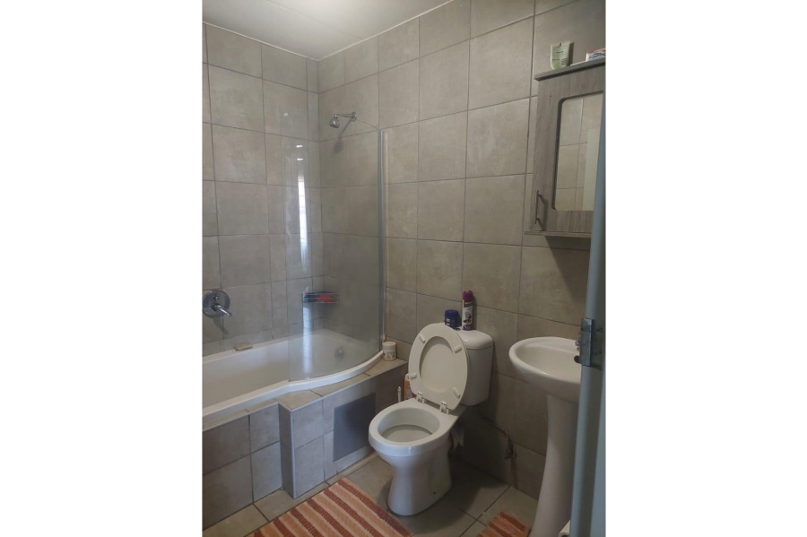 To Let 2 Bedroom Property for Rent in Montana Gauteng