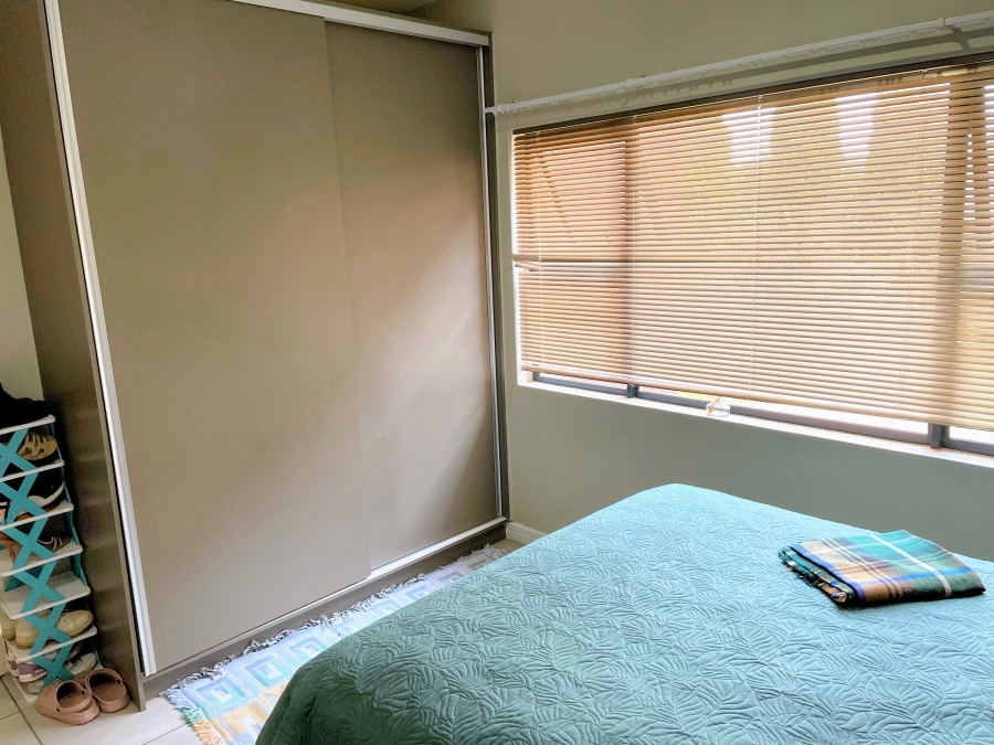 2 Bedroom Property for Sale in Die Hoewes Gauteng