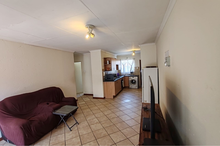 2 Bedroom Property for Sale in Vorna Valley Gauteng