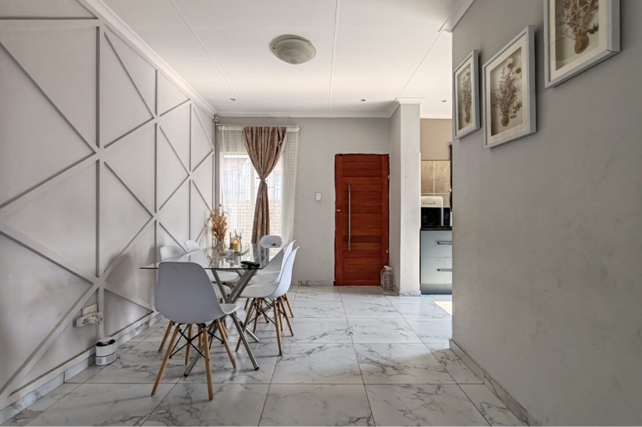 3 Bedroom Property for Sale in Sundowner Gauteng