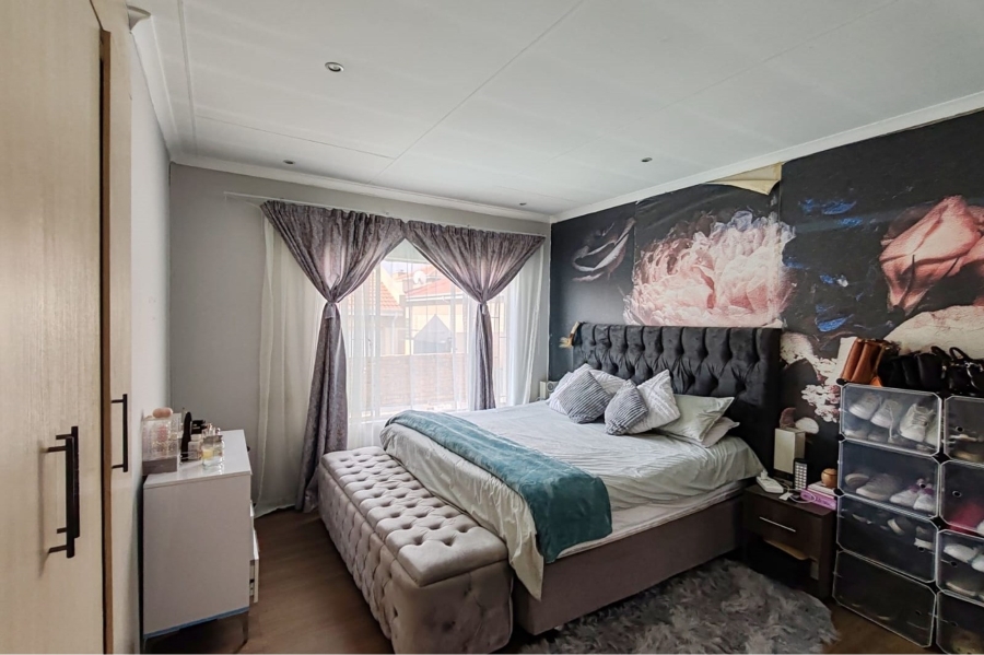 3 Bedroom Property for Sale in Sundowner Gauteng