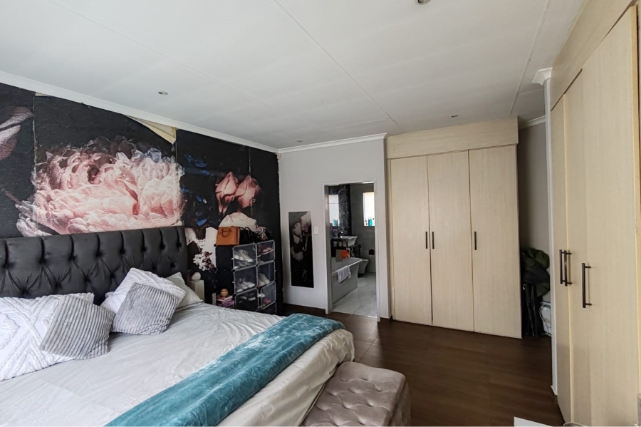 3 Bedroom Property for Sale in Sundowner Gauteng