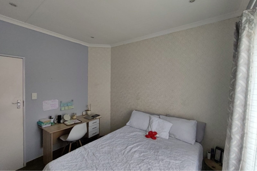 3 Bedroom Property for Sale in Sundowner Gauteng