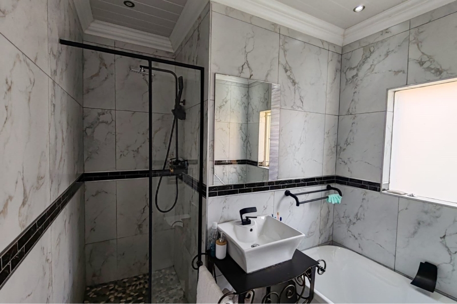3 Bedroom Property for Sale in Sundowner Gauteng