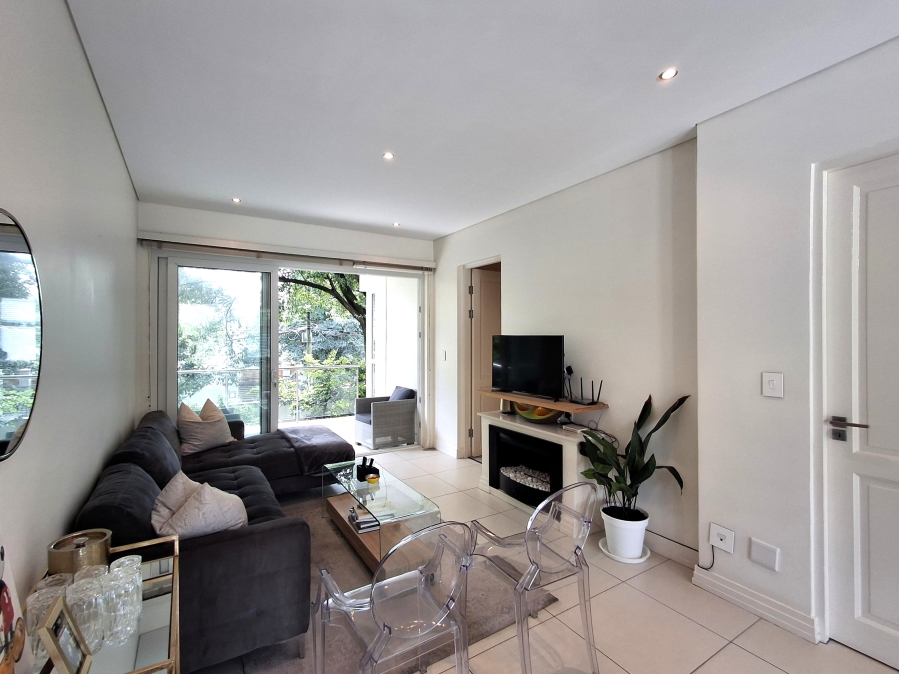 2 Bedroom Property for Sale in Dunkeld West Gauteng