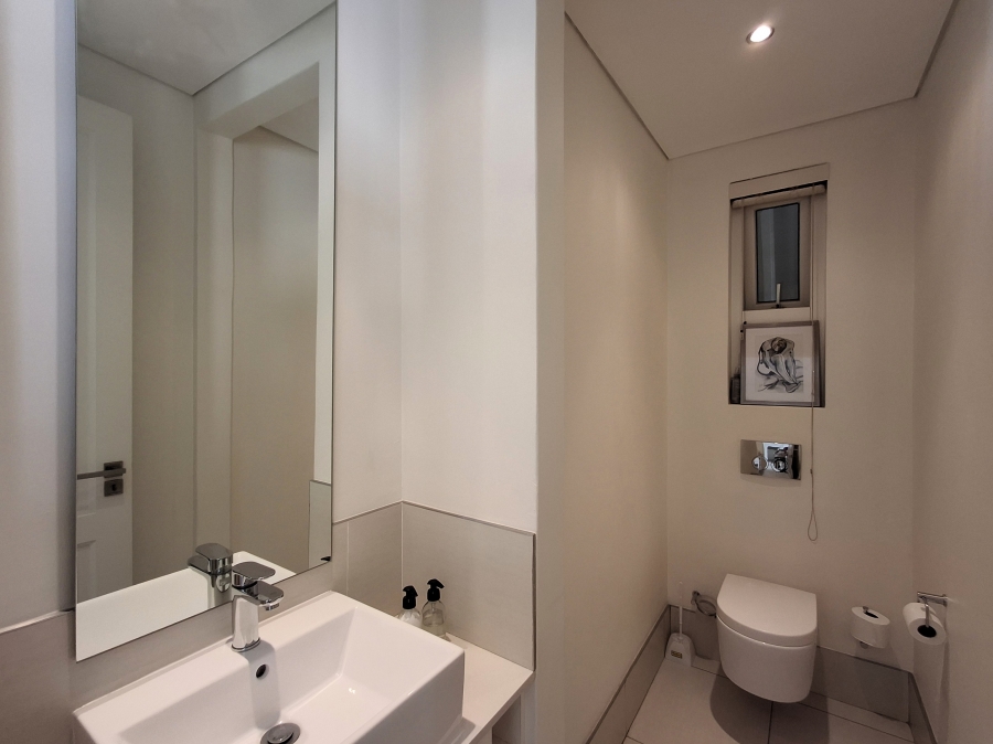 2 Bedroom Property for Sale in Dunkeld West Gauteng