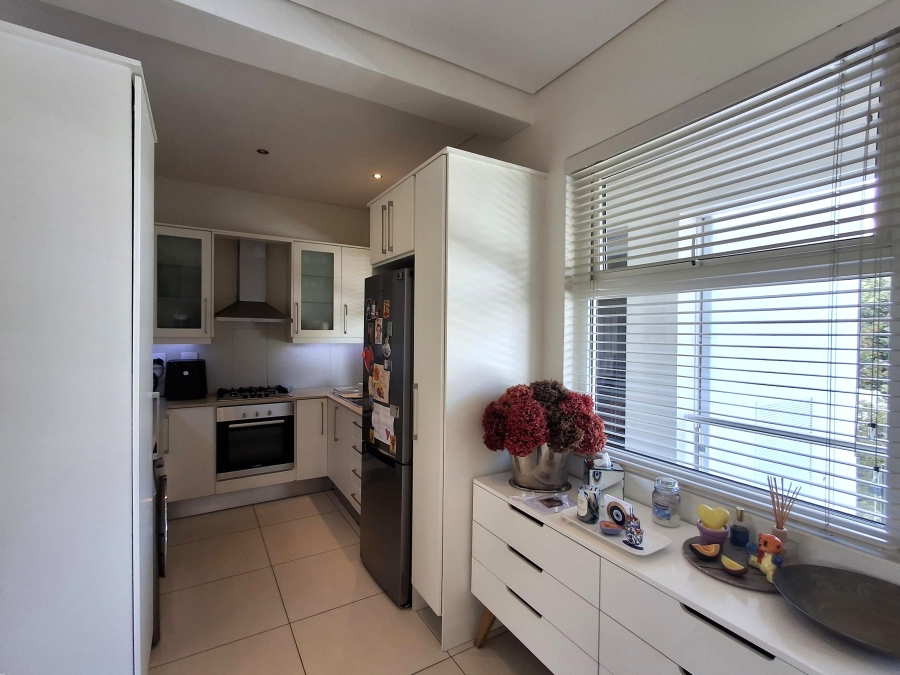 2 Bedroom Property for Sale in Dunkeld West Gauteng