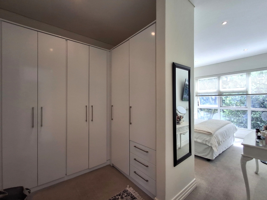 2 Bedroom Property for Sale in Dunkeld West Gauteng