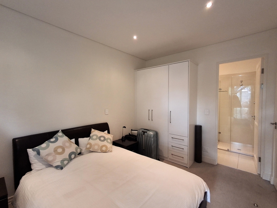 2 Bedroom Property for Sale in Dunkeld West Gauteng