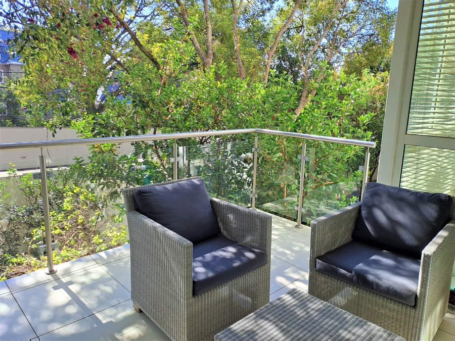 2 Bedroom Property for Sale in Dunkeld West Gauteng