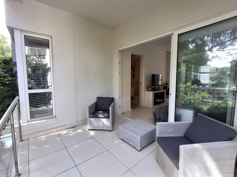 2 Bedroom Property for Sale in Dunkeld West Gauteng