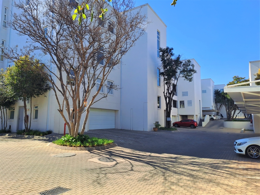 2 Bedroom Property for Sale in Dunkeld West Gauteng