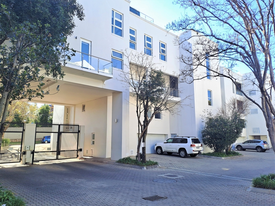 2 Bedroom Property for Sale in Dunkeld West Gauteng