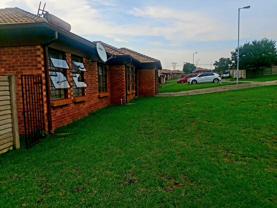 3 Bedroom Property for Sale in Thatch Hill Estate Gauteng