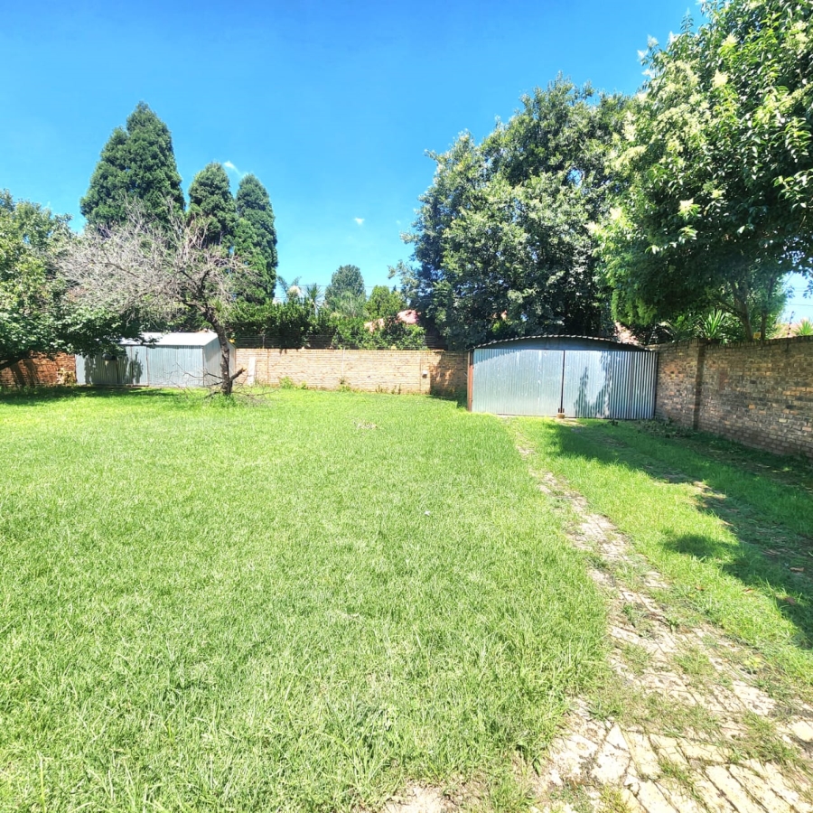 3 Bedroom Property for Sale in Bester Gauteng