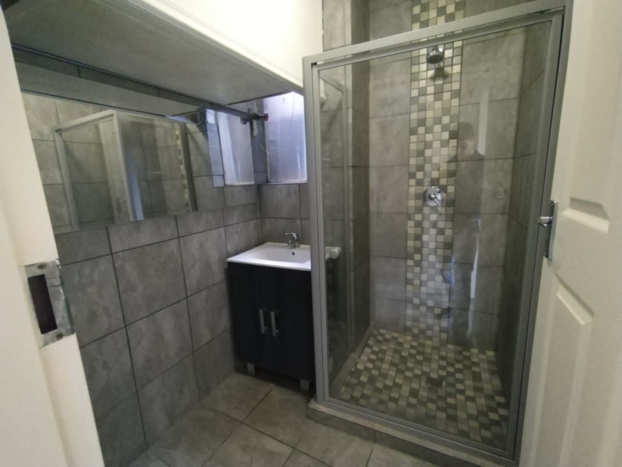 To Let 3 Bedroom Property for Rent in Sinoville Gauteng