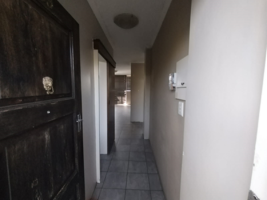 To Let 3 Bedroom Property for Rent in Sinoville Gauteng