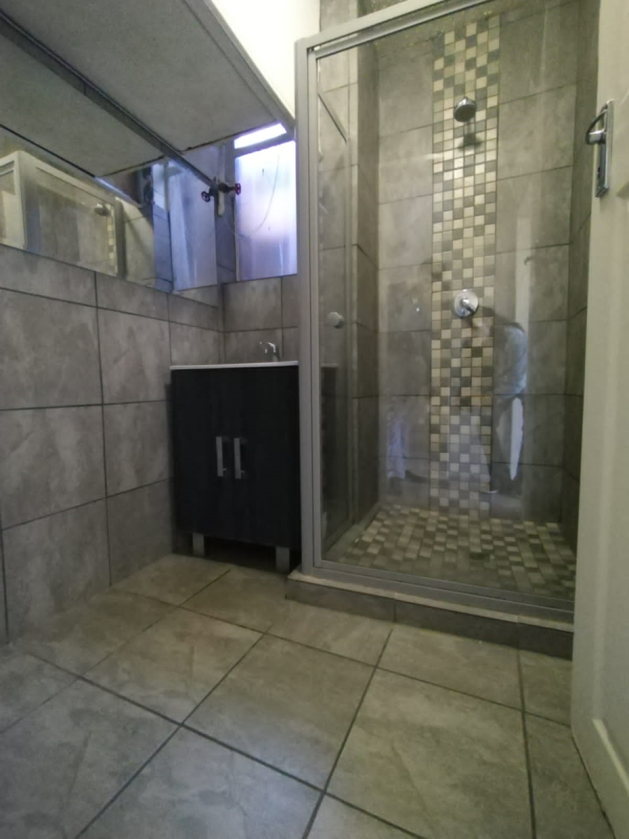 To Let 3 Bedroom Property for Rent in Sinoville Gauteng