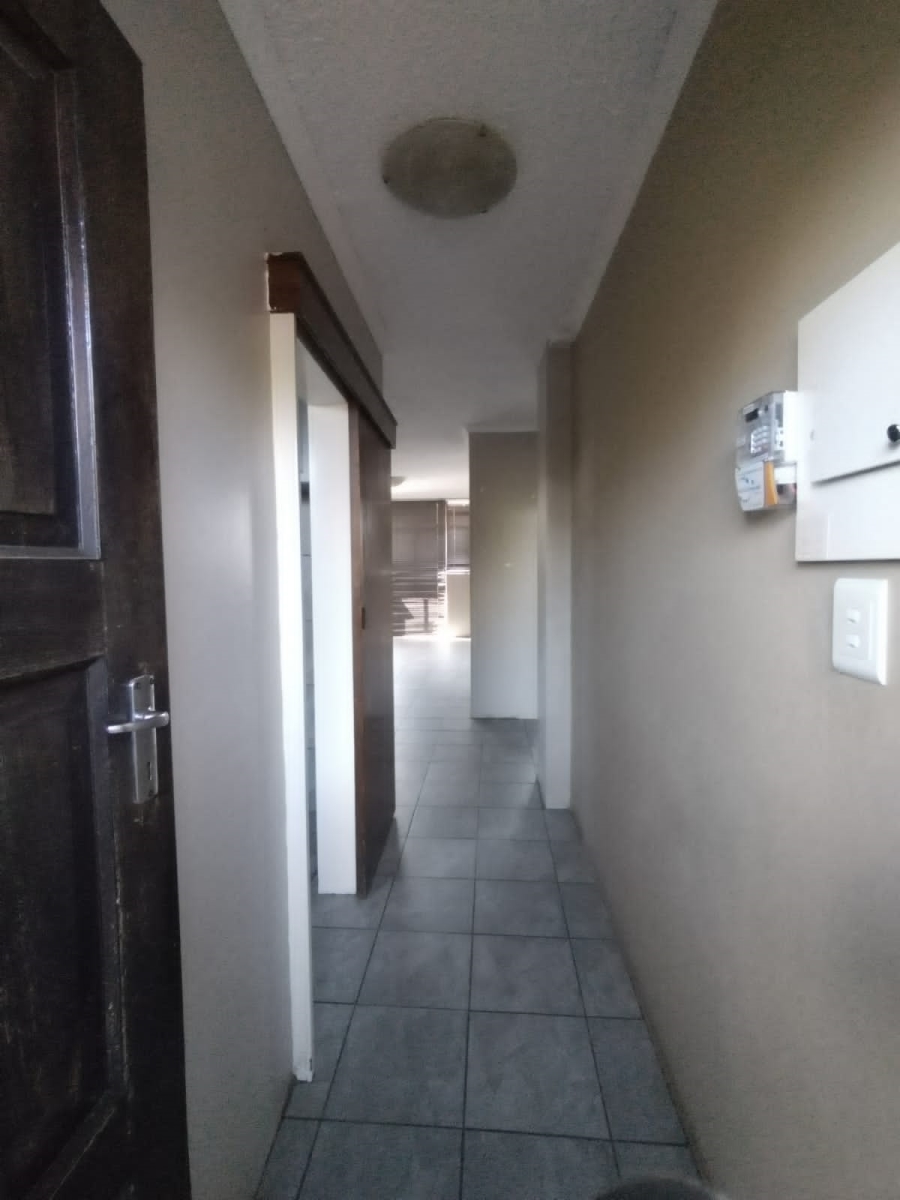 To Let 3 Bedroom Property for Rent in Sinoville Gauteng
