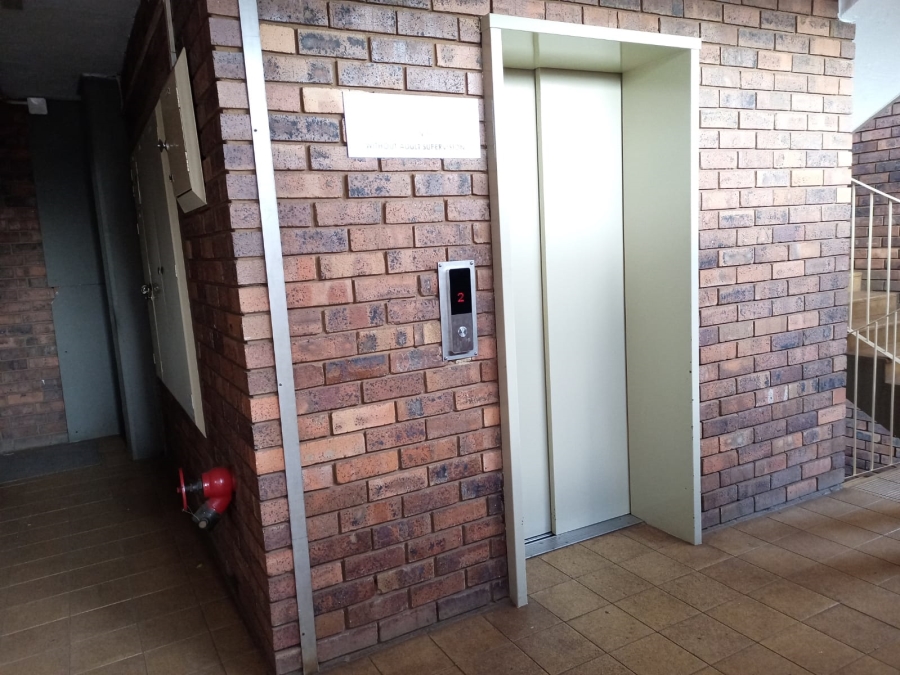 To Let 3 Bedroom Property for Rent in Sinoville Gauteng