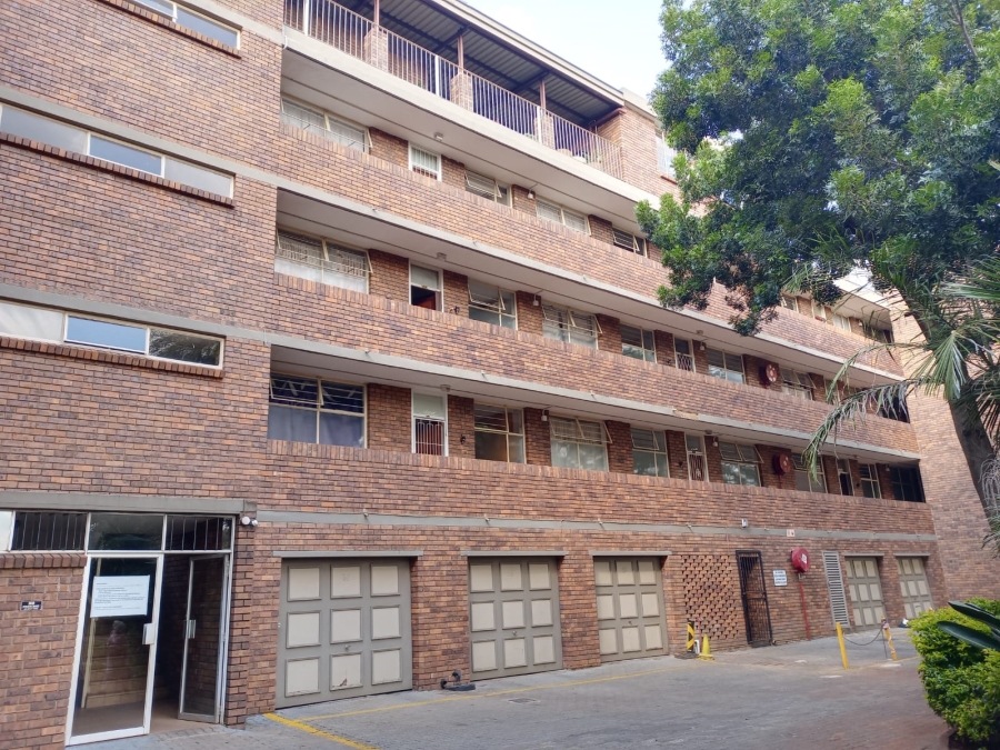 To Let 3 Bedroom Property for Rent in Sinoville Gauteng