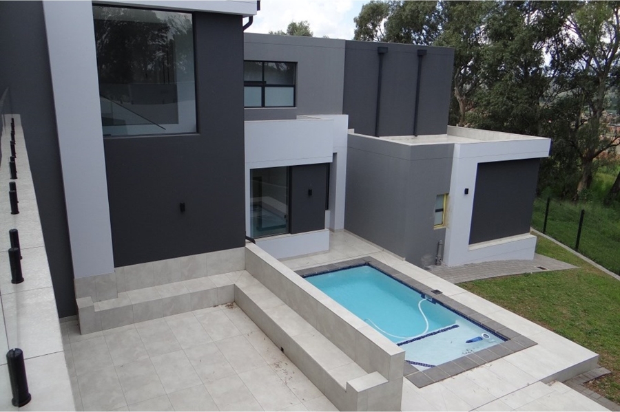 5 Bedroom Property for Sale in Midstream Ridge Gauteng
