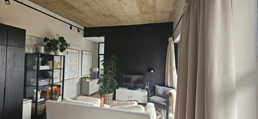 1 Bedroom Property for Sale in Sandown Gauteng