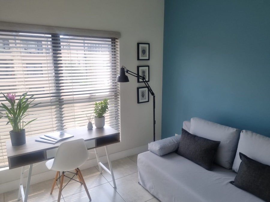 To Let 2 Bedroom Property for Rent in The Polofields Gauteng