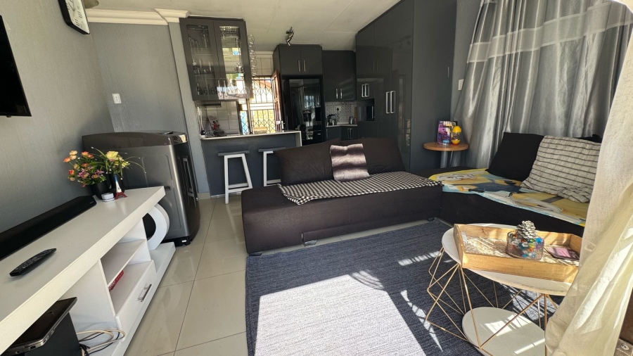 3 Bedroom Property for Sale in Crystal Park Gauteng
